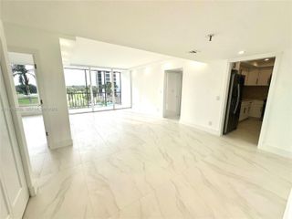 6797 Willow Wood Dr 6043, Boca Raton, FL 33434