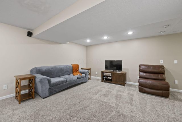 7625 Harriott Road, Plain City, OH 43064