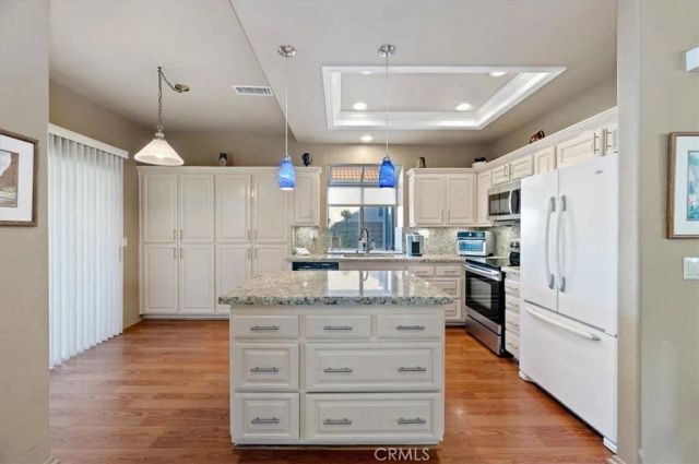 40495 Via Malagas, Murrieta, CA 92562