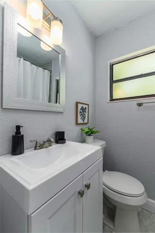 5212 S PURITAN AVENUE, Tampa, FL 33611