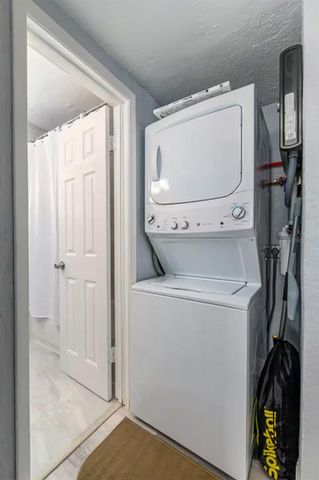 5212 S PURITAN AVENUE, Tampa, FL 33611