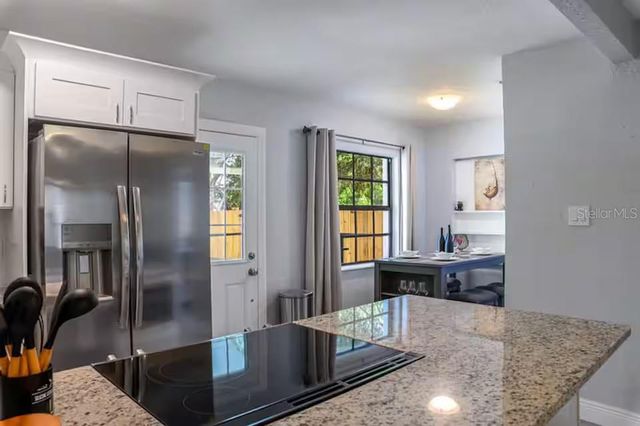 5212 S PURITAN AVENUE, Tampa, FL 33611