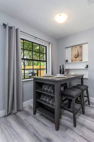 5212 S PURITAN AVENUE, Tampa, FL 33611