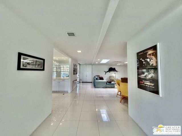 197 Desert Lakes Drive, Palm Springs, CA 92264