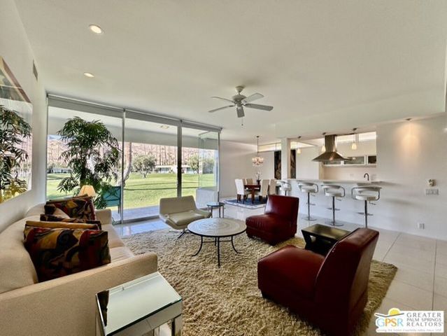 197 Desert Lakes Drive, Palm Springs, CA 92264