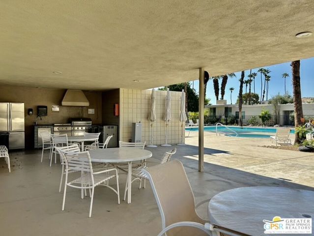 197 Desert Lakes Drive, Palm Springs, CA 92264