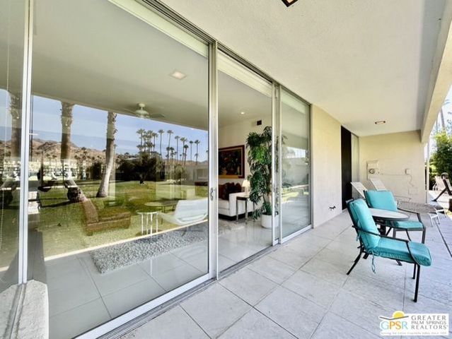 197 Desert Lakes Drive, Palm Springs, CA 92264