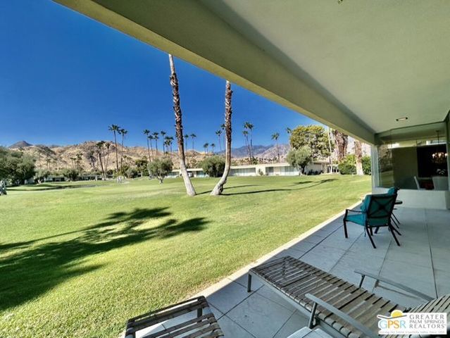 197 Desert Lakes Drive, Palm Springs, CA 92264