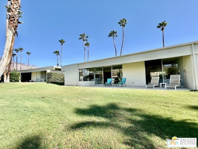 197 Desert Lakes Drive, Palm Springs, CA 92264