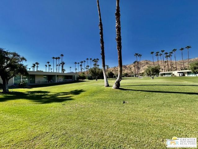 197 Desert Lakes Drive, Palm Springs, CA 92264