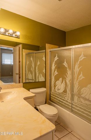 2009 Bobby Jones Drive A, El Paso, TX 79936