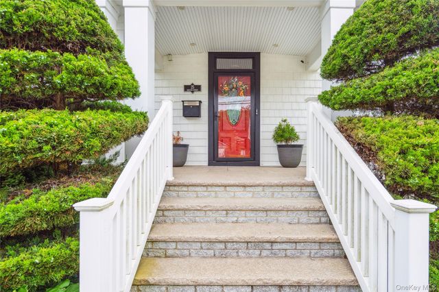 25 Davison Avenue, East Rockaway, NY 11518