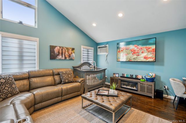 25 Davison Avenue, East Rockaway, NY 11518