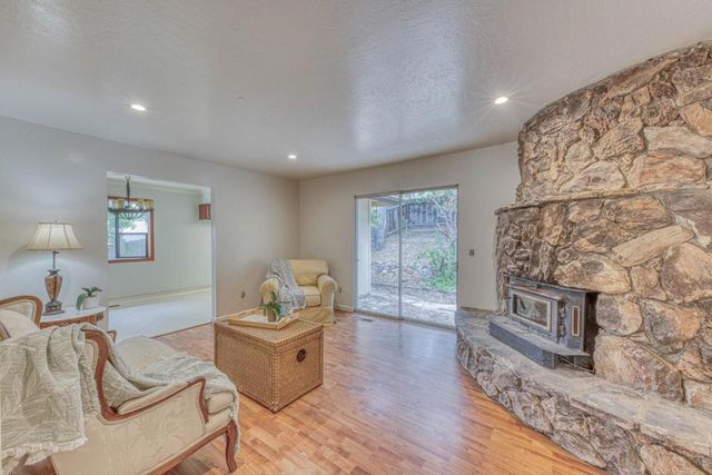 17742 Berta Canyon Road, Salinas, CA 93907