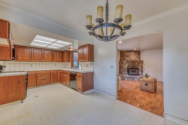 17742 Berta Canyon Road, Salinas, CA 93907