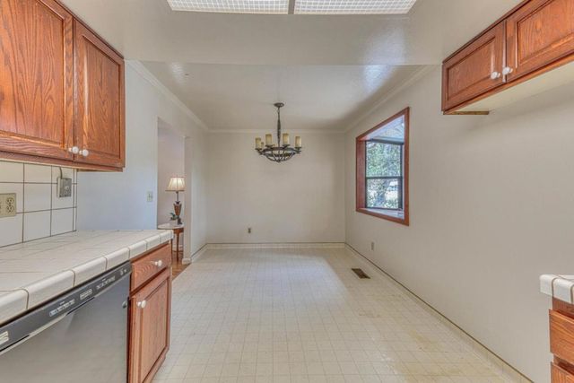 17742 Berta Canyon Road, Salinas, CA 93907