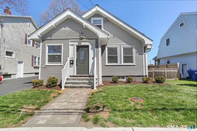 62 Glenwood Avenue, Stratford, CT 06614