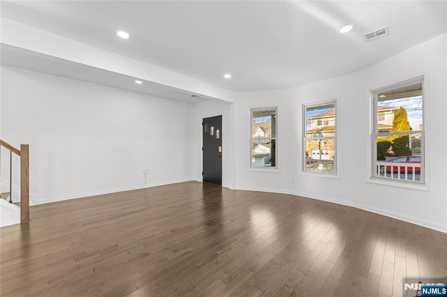 96 Prospect Terrace, East Rutherford, NJ 07073