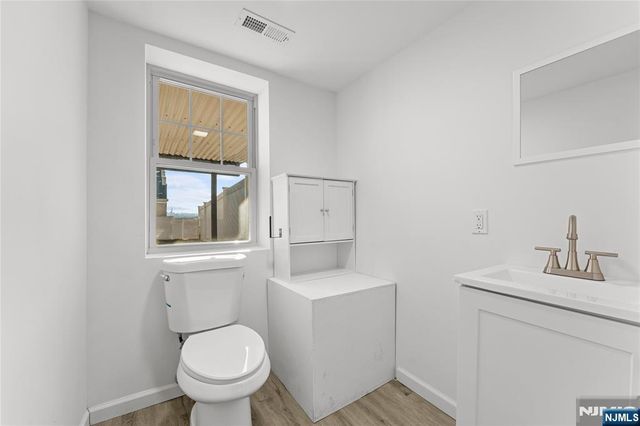 96 Prospect Terrace, East Rutherford, NJ 07073