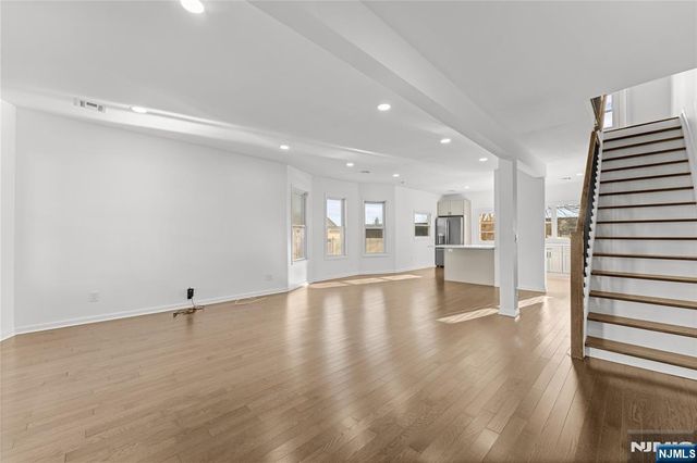 96 Prospect Terrace, East Rutherford, NJ 07073