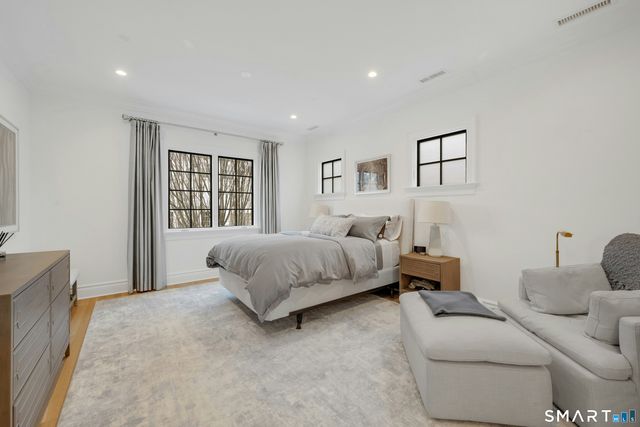 103 Connecticut Avenue, Greenwich, CT 06830