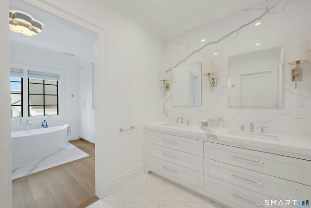 103 Connecticut Avenue, Greenwich, CT 06830