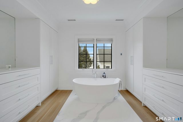 103 Connecticut Avenue, Greenwich, CT 06830