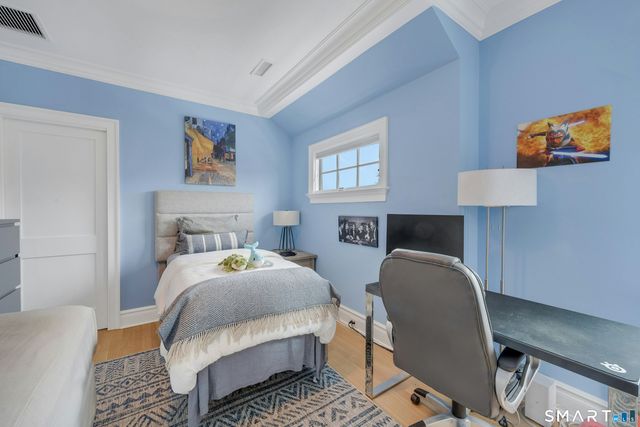 103 Connecticut Avenue, Greenwich, CT 06830