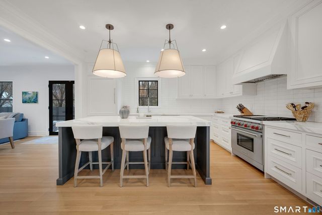 103 Connecticut Avenue, Greenwich, CT 06830