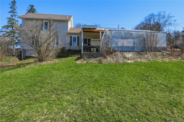 66 Canada Street, Holland, NY 14080