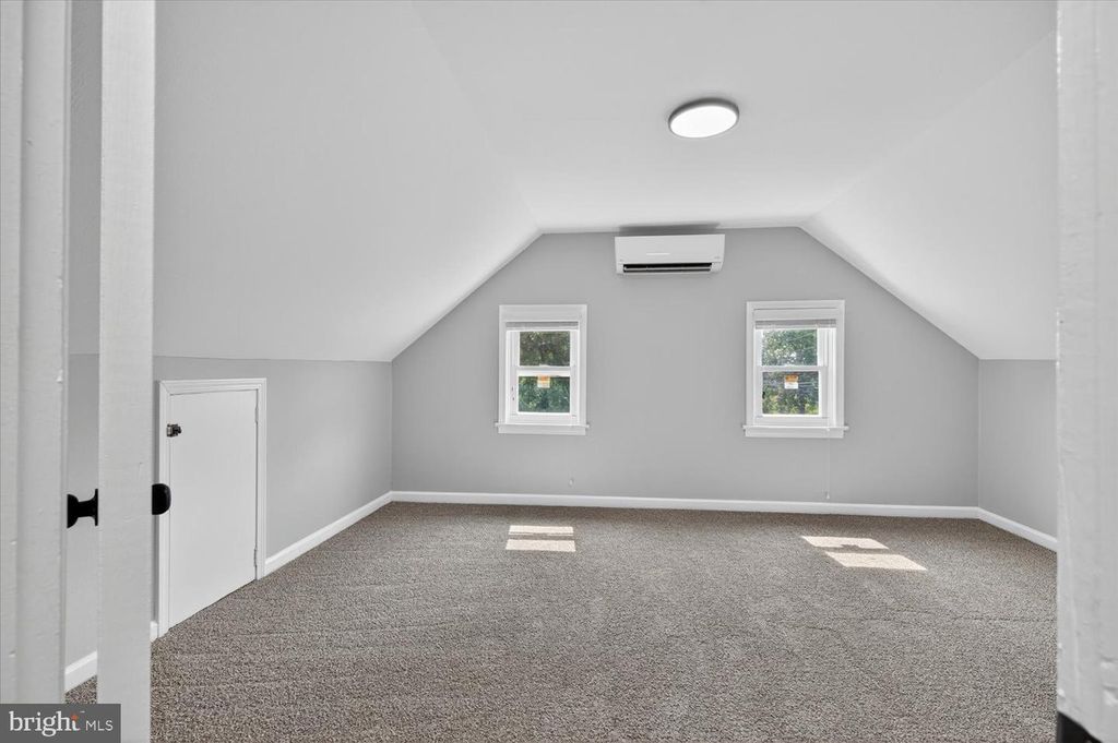 862 ENGLESVILLE HILL RD, Boyertown, PA 19512