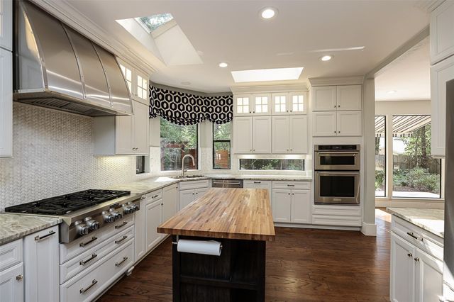 75 Indian Clover Drive, Spring, TX 77381