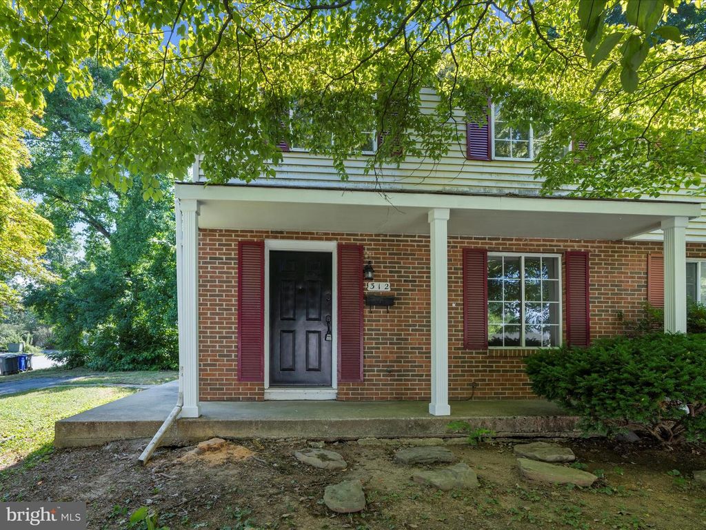 312 HEATHER RIDGE DR, Frederick, MD 21702