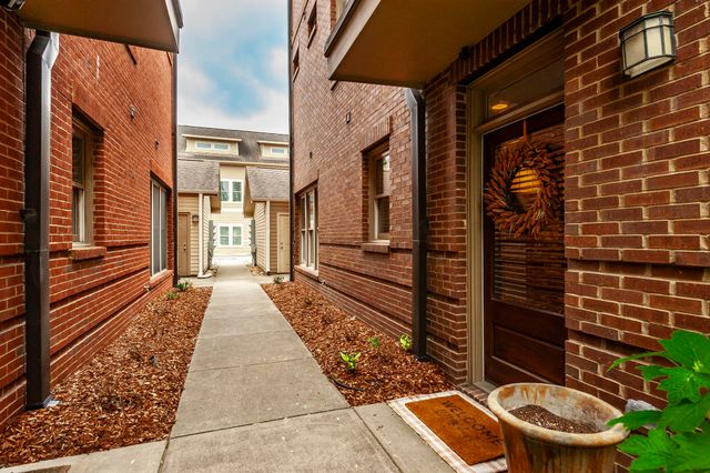 1221 4th Ave, N, Nashville, TN 37208