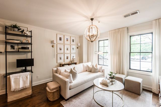 1221 4th Ave, N, Nashville, TN 37208