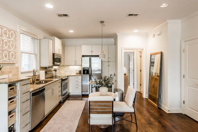 1221 4th Ave, N, Nashville, TN 37208