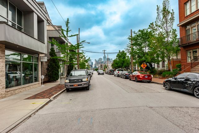 1221 4th Ave, N, Nashville, TN 37208