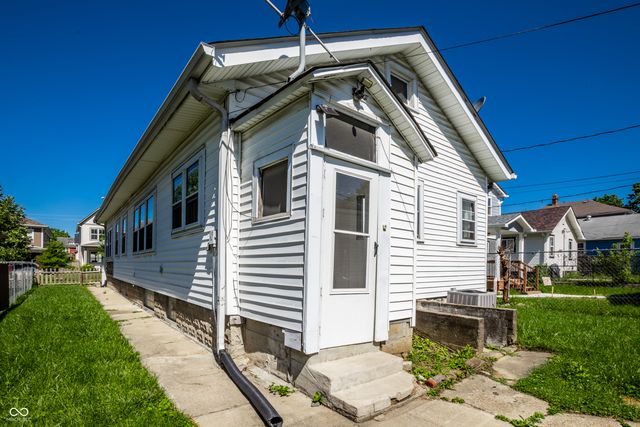 207 N Hamilton Avenue, Indianapolis, IN 46201