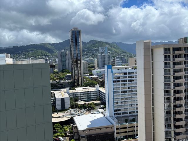 750 Amana Street 2005, Honolulu, HI 96814