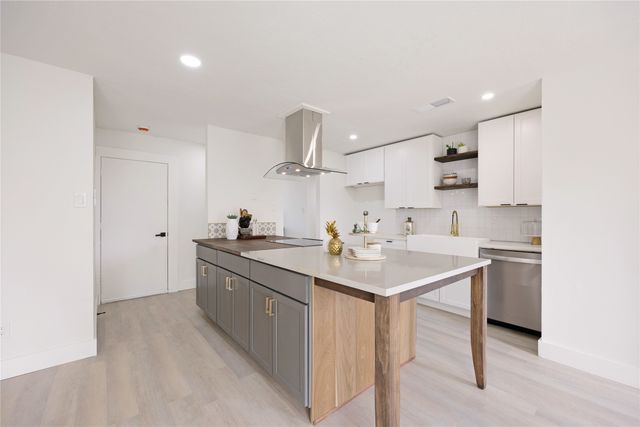 5412 Gibson Drive, The Colony, TX 75056