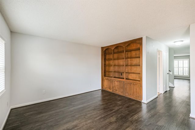 1149 Country Place Drive, Houston, TX 77079