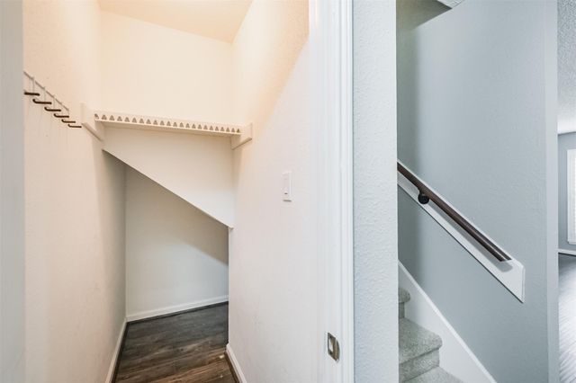 1149 Country Place Drive, Houston, TX 77079