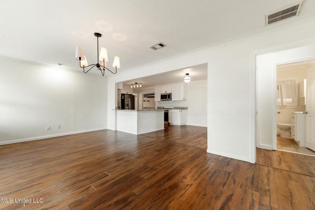 317 42nd Street, Gulfport, MS 39507