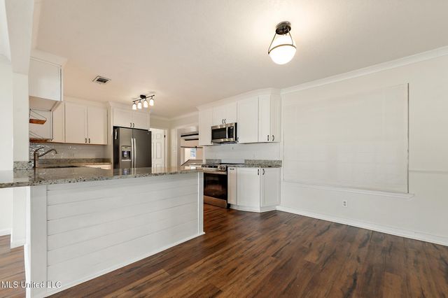 317 42nd Street, Gulfport, MS 39507