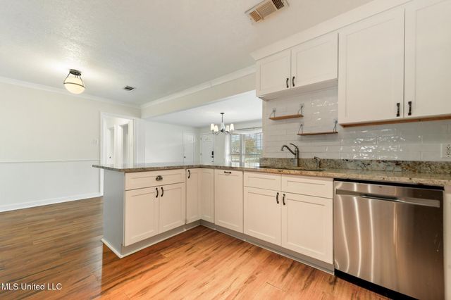 317 42nd Street, Gulfport, MS 39507