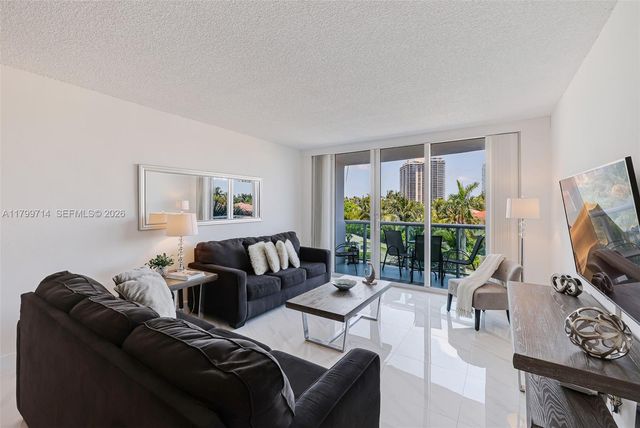 19370 Collins Avenue 324, Sunny Isles Beach, FL 33160