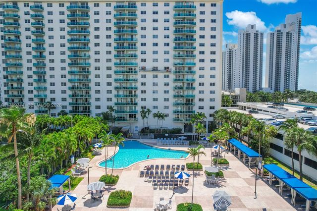 19370 Collins Avenue 324, Sunny Isles Beach, FL 33160