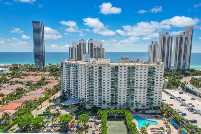 19370 Collins Avenue 324, Sunny Isles Beach, FL 33160
