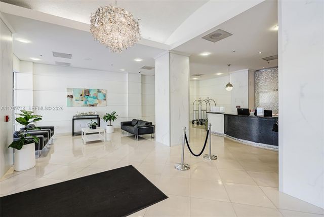 19370 Collins Avenue 324, Sunny Isles Beach, FL 33160