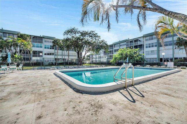 2781 Taft Street 303, Hollywood, FL 33020